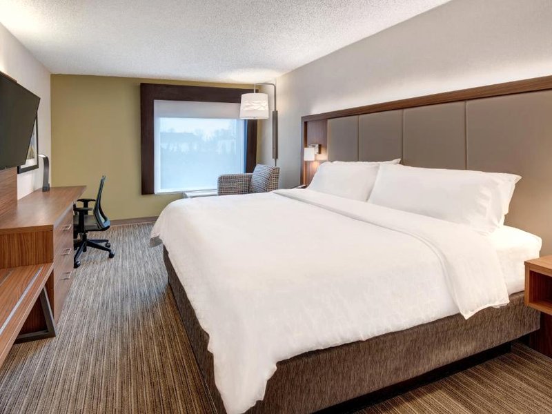 Holiday Inn Express & Suites West Long Branch - Eatontown By IHGの写真