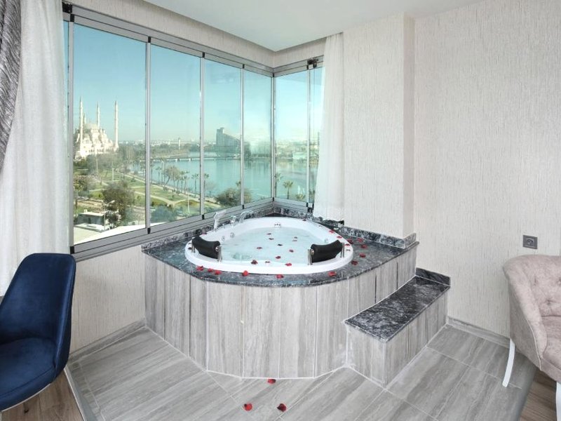 Adana Taşköprü Hotel (Adana Taskopru Hotel)の写真