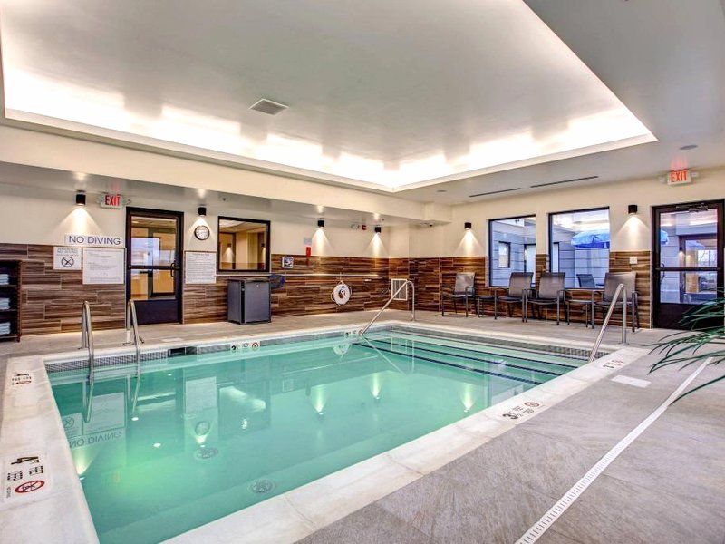 フェアフィールド イン&スイーツ スプリングフィールド ホールヨーク (Fairfield Inn & Suites Springfield Holyoke)の写真