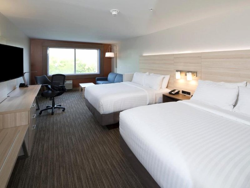 Holiday Inn Express & Suites Gaylord By IHGの写真