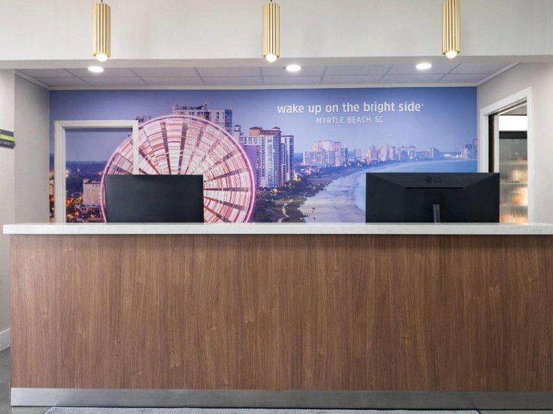 ラ キンタ イン ＆ スイーツ バイ ウィンダム マートル ビーチ (La Quinta Inn & Suites by Wyndham Myrtle Beach)の写真