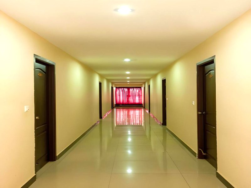 ホテル サバン パラニ (Hotel Subam Palani)の写真