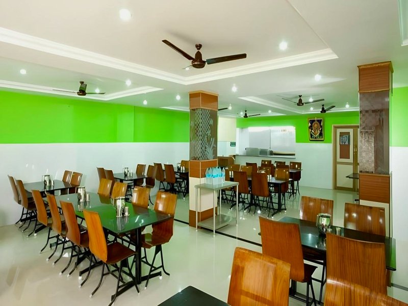 ホテル サバン パラニ (Hotel Subam Palani)の写真