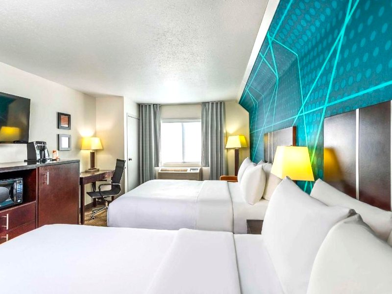 Comfort Inn and Suitesの写真