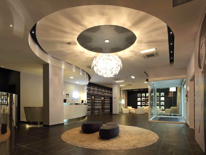 ホリデイ イン ミラン ノルド ザラ バイ IHG (Holiday Inn Milan Nord Zara By IHG)の写真