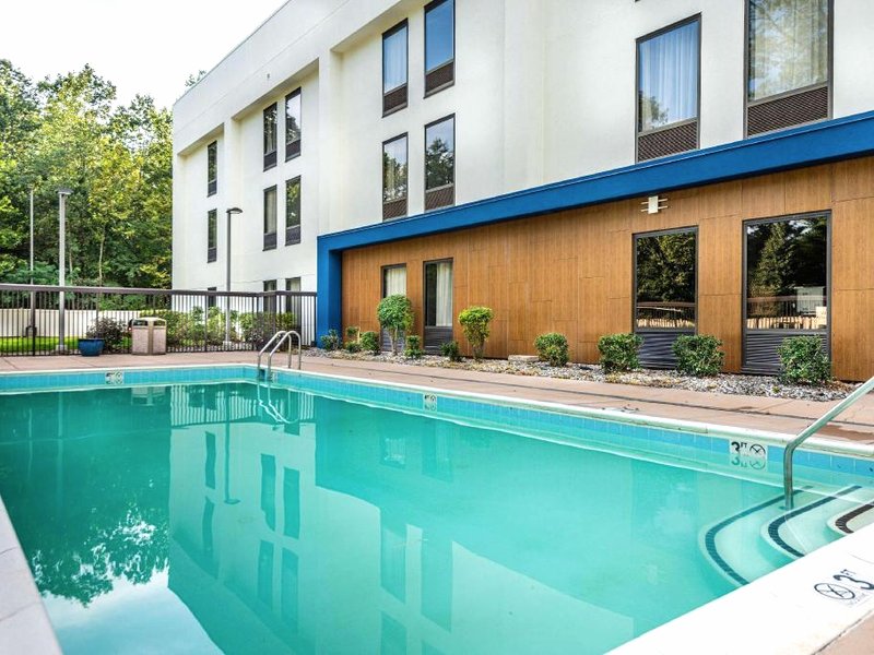 ハンプトン イン ウォルドーフ (Hampton Inn Waldorf)の写真