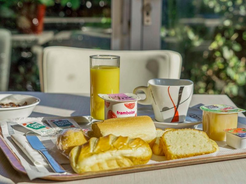 ホテル プルミエール クラッセ ペルピニャン アエロポール (Hotel Premiere Classe Perpignan Aeroport)の写真