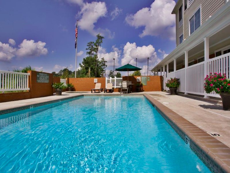 カントリー イン&スイーツ バイ ラディソン コビントン (Country Inn & Suites by Radisson, Covington, LA)の写真