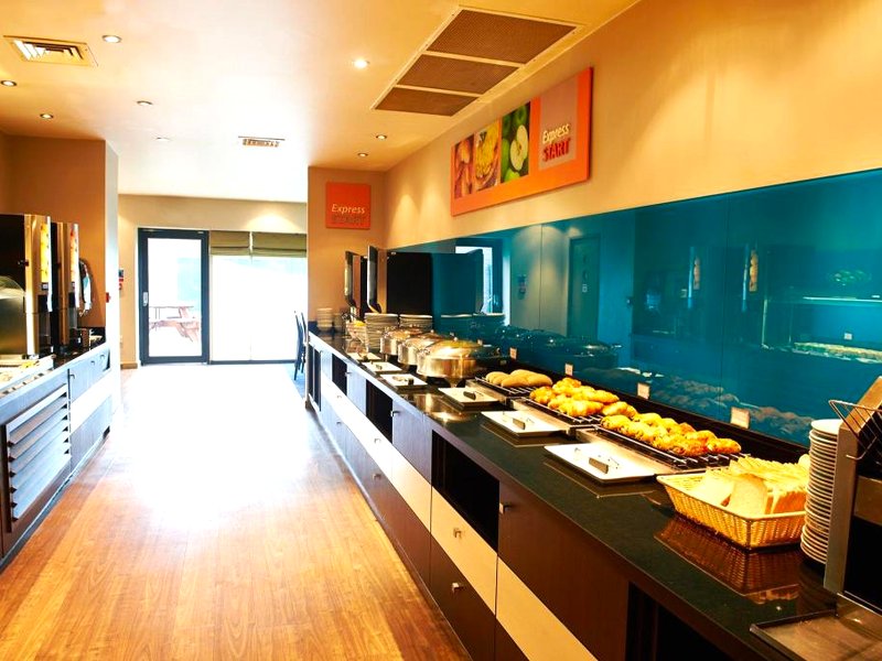 ホリデイ イン エクスプレス マンチェスター エアポート バイ IHG (Holiday Inn Express Manchester Airport By IHG)の写真