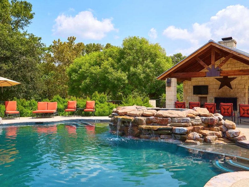 フレデリックスバーグ イン アンド スイーツ (Fredericksburg Inn and Suites)の写真