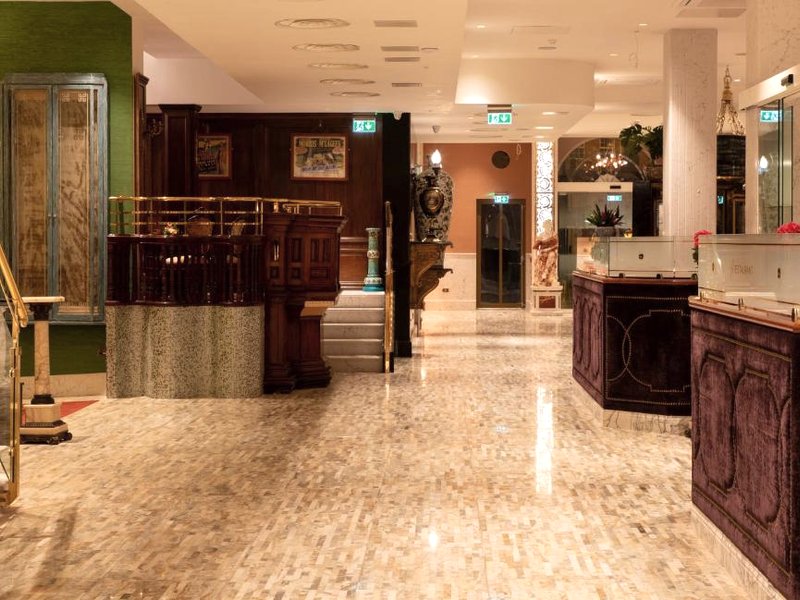 Lawlors Hotelの写真