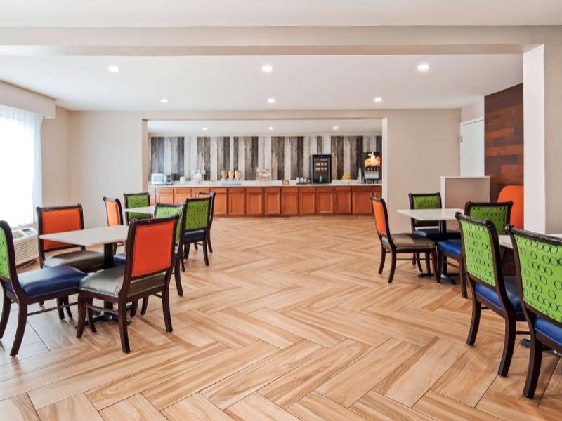 シュアステイ ホテル バイ ベスト ウェスタン フローレンス (SureStay Hotel by Best Western Florence)の写真