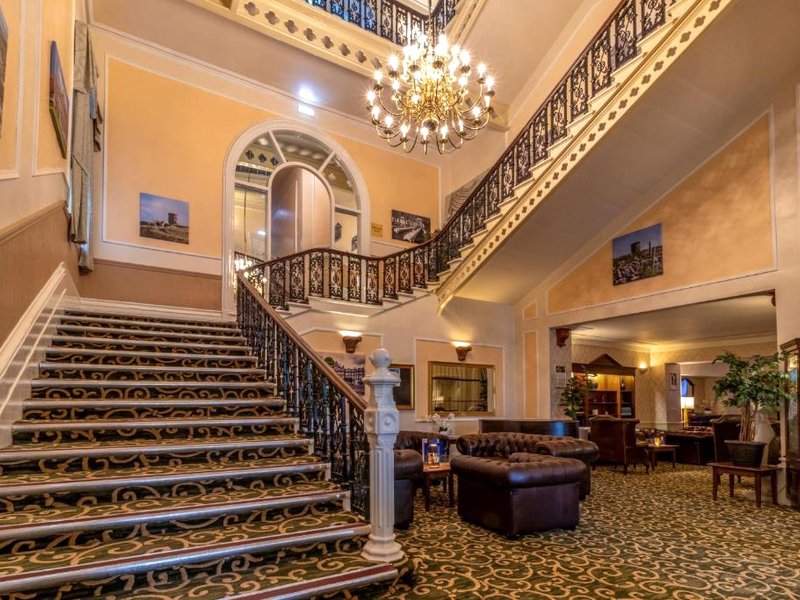 ザ パレス ホテル (The Palace Hotel)の写真