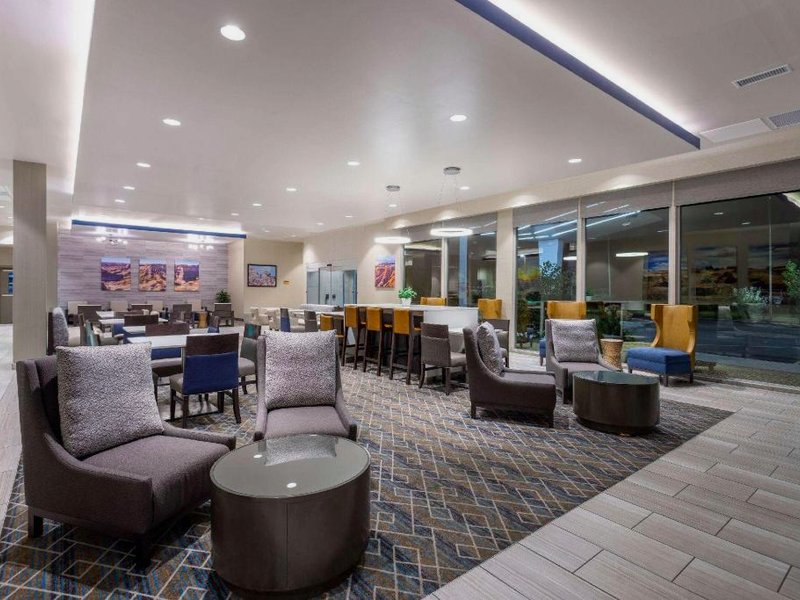 La Quinta Inn & Suites by Wyndham Holbrook Petrified Forestの写真