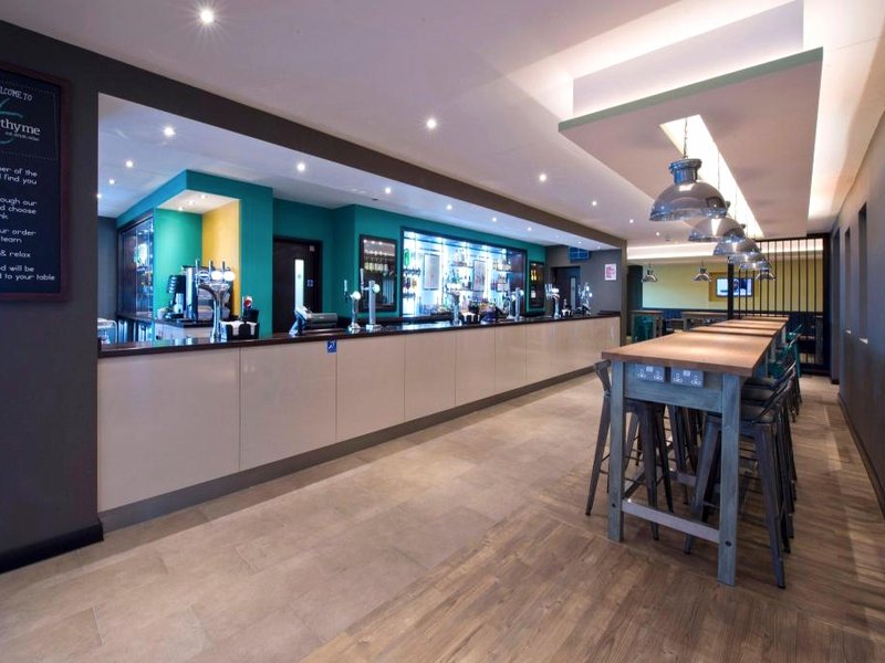 プレミア イン ヒースロー エアポート ターミナル 4 (Premier Inn Heathrow Airport Terminal 4)の写真