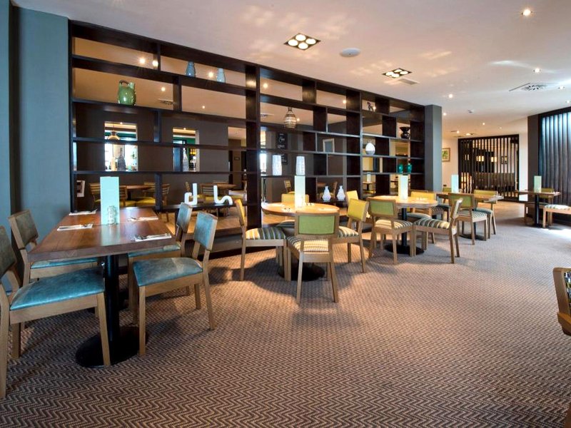 プレミア イン ヒースロー エアポート ターミナル 4 (Premier Inn Heathrow Airport Terminal 4)の写真