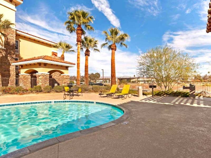 エクステンデッド ステイ アメリカ スイーツ - パーム スプリングス - エアポート (Extended Stay America Suites - Palm Springs - Airport)の写真