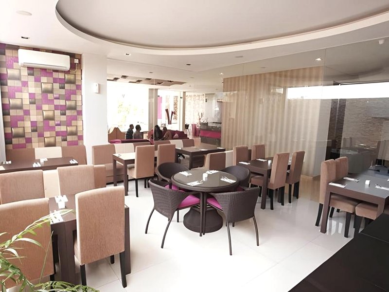 ビバホテルケディリ アザナホテルズコレクション (Viva Hotel Kediri Azana Hotels Collection)の写真