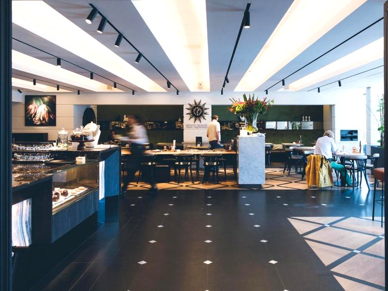 ゴールデン チューリップ ホテル セントラル (Golden Tulip Hotel Central)の写真