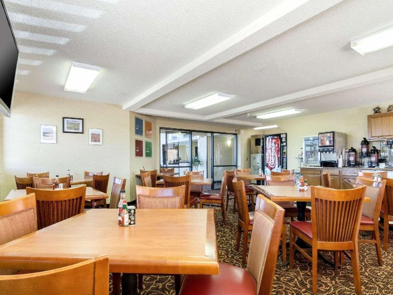 Quality Inn Goodland I-70の写真