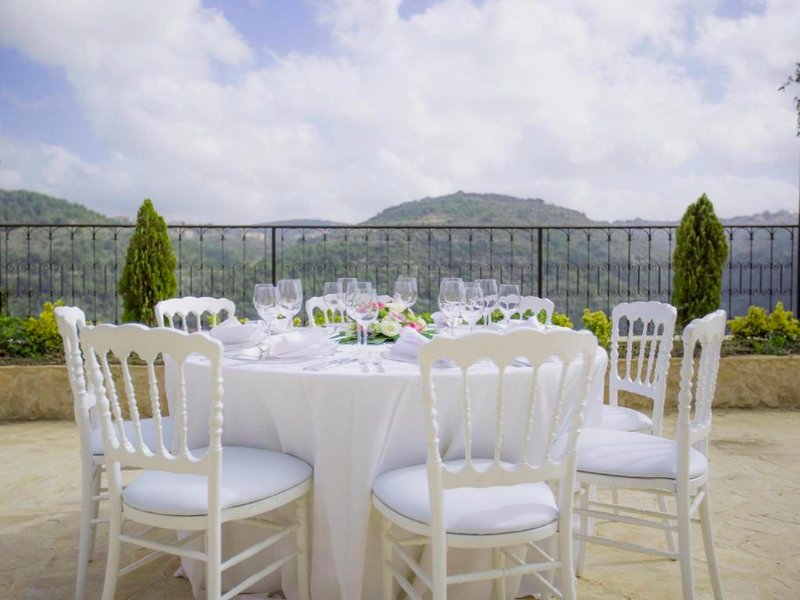 ドゥアル オウマラ ホテル (Deir Al Oumara Hotel)の写真