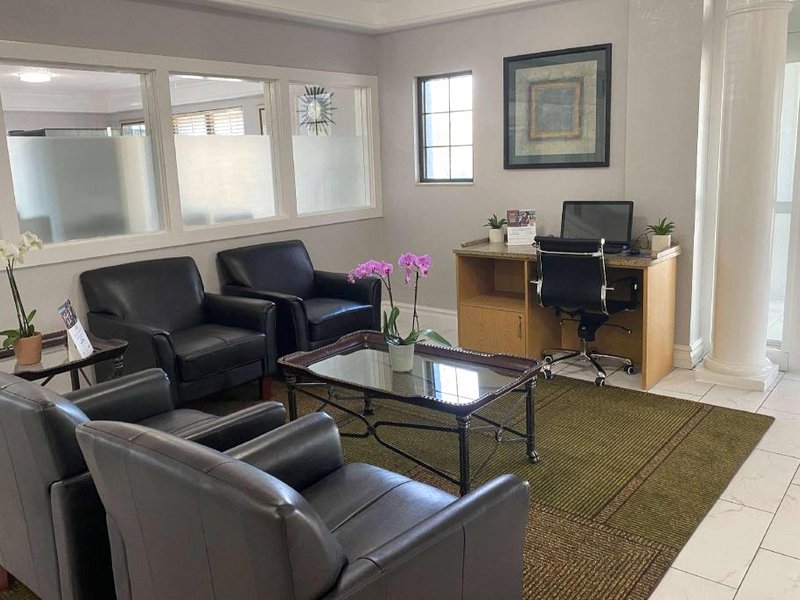 デイズ イン&スイーツ バイ ウィンダム アーリントン ハイツ (Days Inn & Suites by Wyndham Arlington Heights)の写真