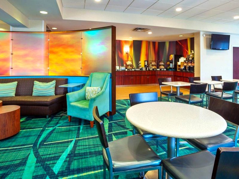 スプリングヒル スイーツ シカゴ シャンバーグ/ウッドフィールド モール (SpringHill Suites Chicago Schaumburg/Woodfield Mall)の写真