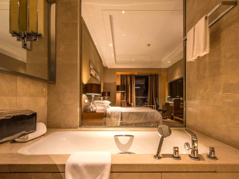 シェラトン ジュンジアン ホテル (Sheraton Zhenjiang Hotel)の写真