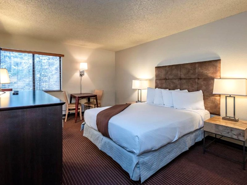 イン アット トラッキー (Inn At Truckee)の写真