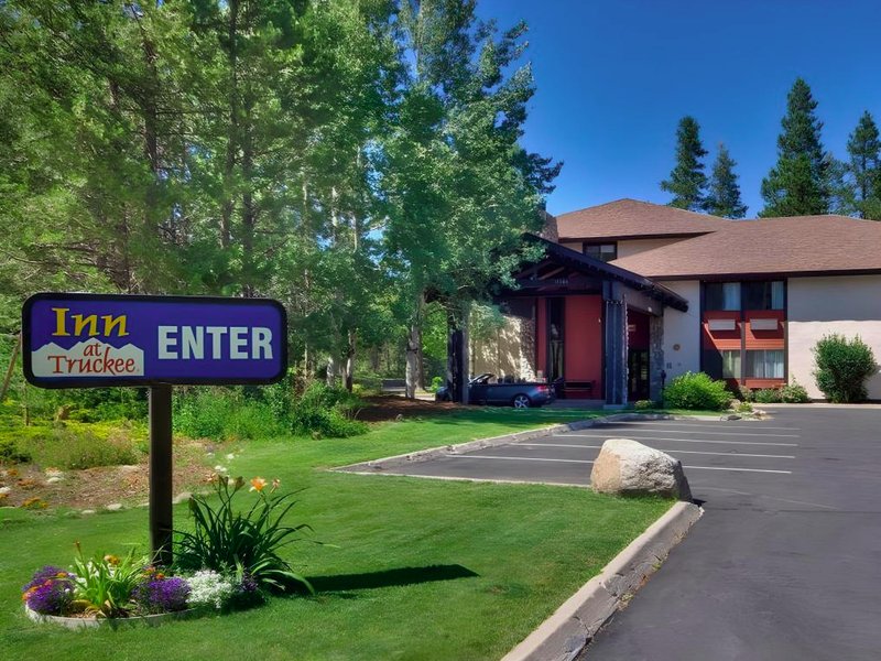 イン アット トラッキー (Inn At Truckee)の写真
