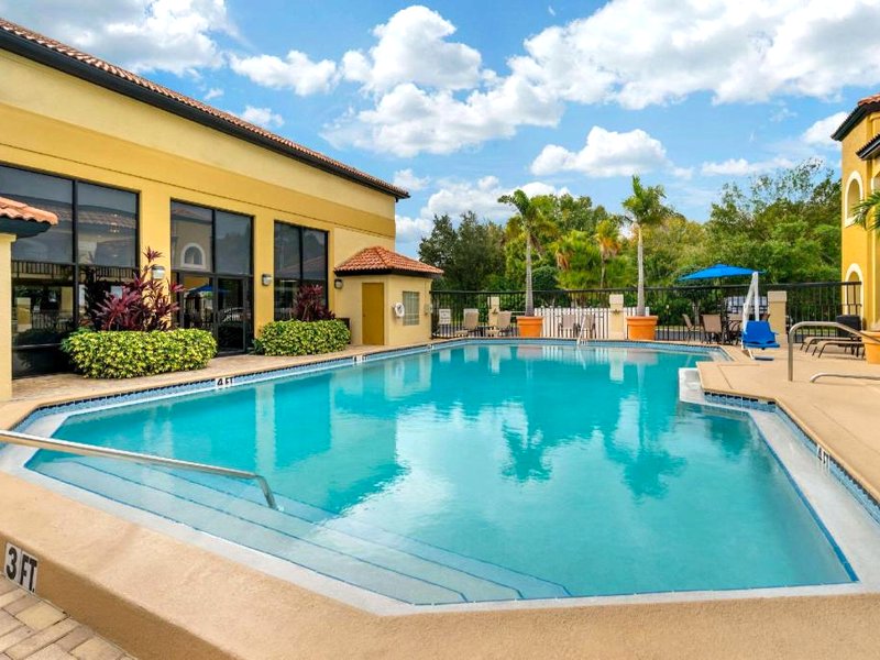 コンフォート イン サン シティ センター タンパ サウス (Comfort Inn Sun City Center-Tampa South)の写真