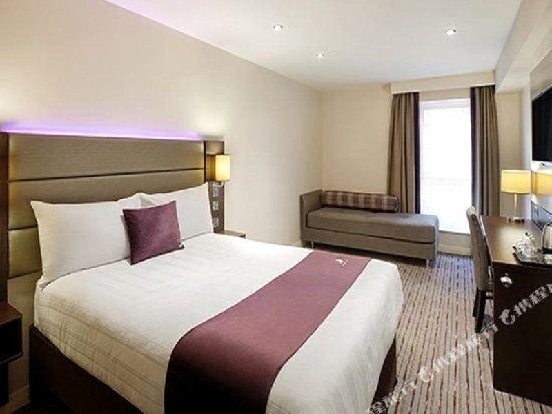 Premier Inn Trowbridgeの写真