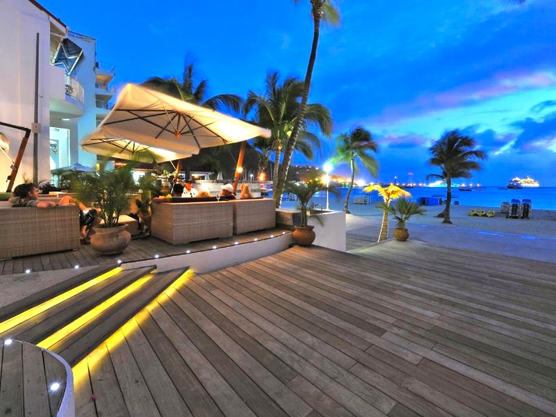 ホランド ハウス ビーチ ホテル (Holland House Beach Hotel)の写真