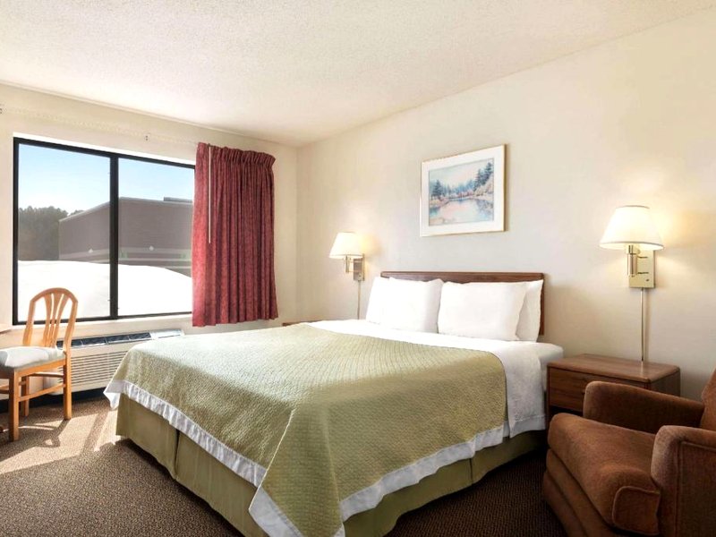 デイズ イン バイ ウィンダム イーグル リバー (Days Inn by Wyndham Eagle River)の写真