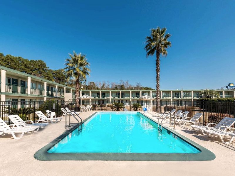 Days Inn by Wyndham Richmond Hill/Savannahの写真
