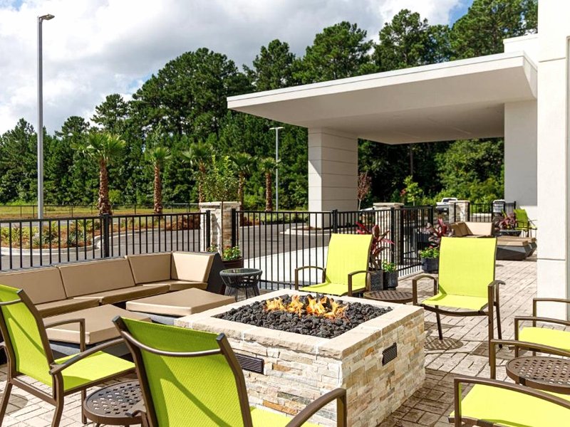 SpringHill Suites Savannah Richmond Hillの写真