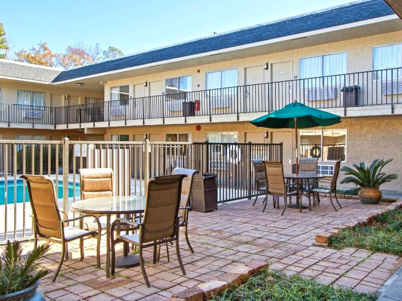 FairBridge Inn & Suites Richmond Hillの写真