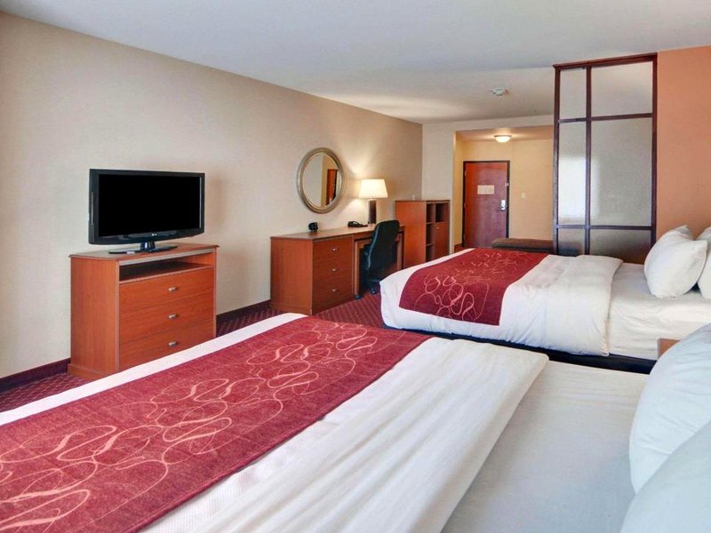 Quality Suites Near Cedar Creek Lakeの写真