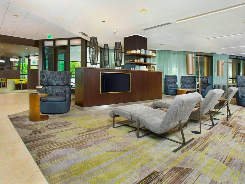 コートヤード レッドウッド シティ (Courtyard Redwood City)の写真