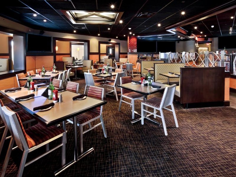 ホリデイ イン ホテル ＆ スイーツ シカゴ ノースウエスト エルジン バイ IHG (Holiday Inn Hotel & Suites Chicago Northwest - Elgin By IHG)の写真