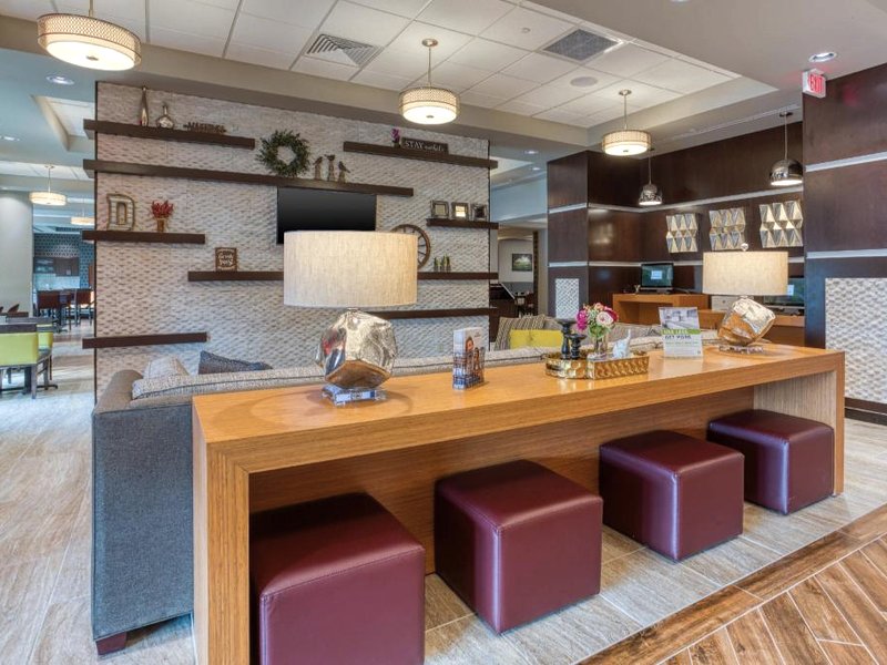 ドゥルーリー イン&スイーツ シンシナティ ノースイースト メイソン (Drury Inn & Suites Cincinnati Northeast Mason)の写真