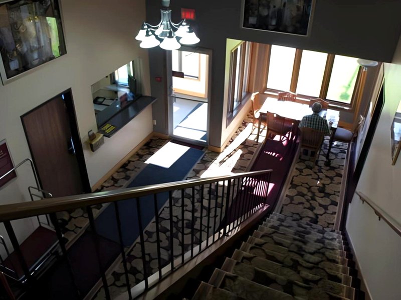 Coratel Inn and Suites Maple Groveの写真