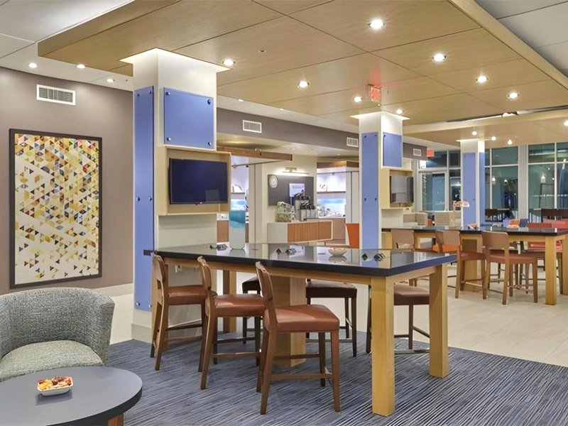 Holiday Inn Express and Suites - Hermiston Downtown By IHGの写真