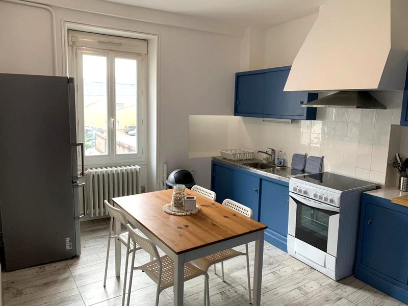 Elégant Appartement T3 hypercentre de Mazamet (Elegant Appartement T3 hypercentre de Mazamet)の写真