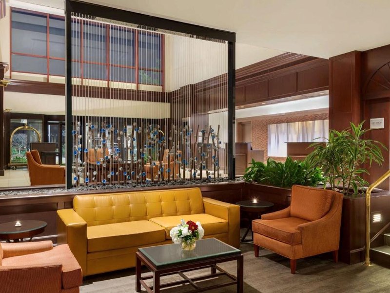 Embassy Suites by Hilton Boston Walthamの写真