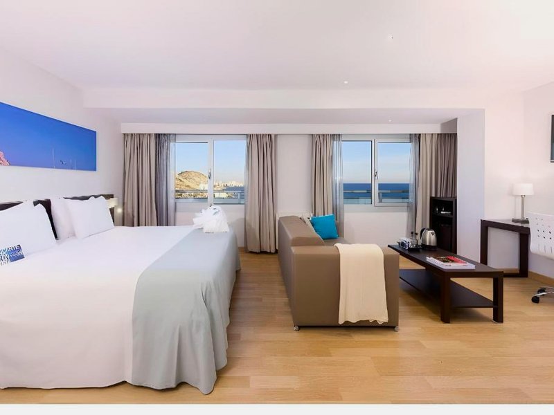 ホテル アリカンテ グラン ソル アフィリエーテッド バイ メリア (Hotel Alicante Gran Sol Affiliated by Meliá)の写真