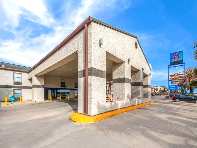 Motel 6 Laredo, TX - North I-35の写真