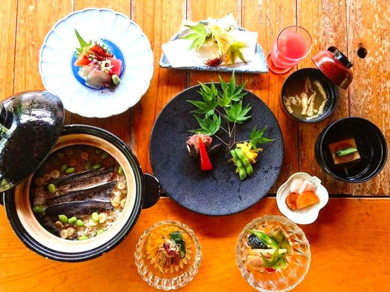 Kayabuki No Yakataの写真