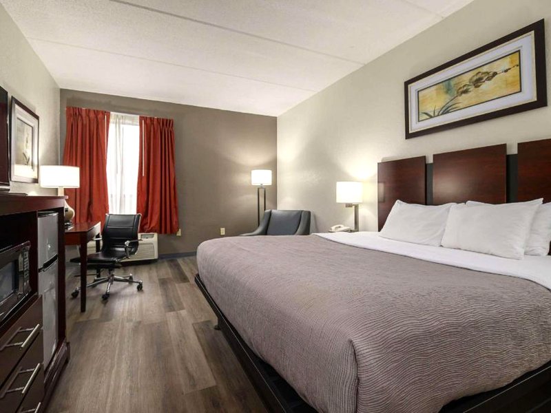 クオリティ イン&スイーツ  (Quality Inn & Suites)の写真