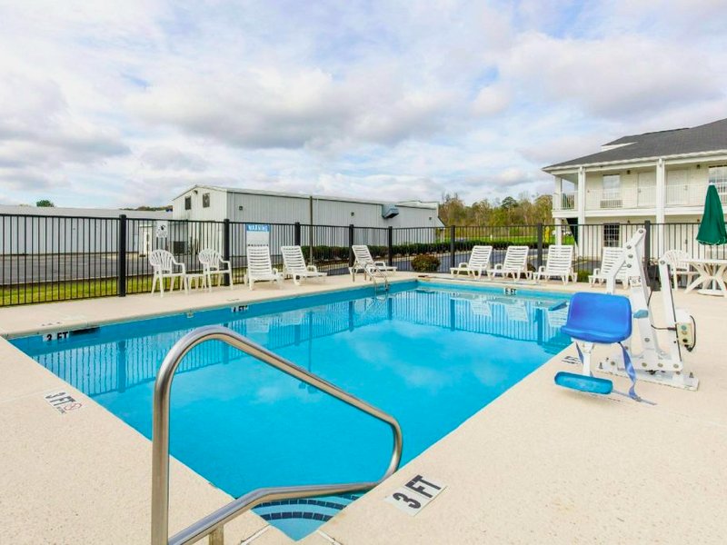 Quality Inn Scottsboro US/72-Lake Guntersville Areaの写真